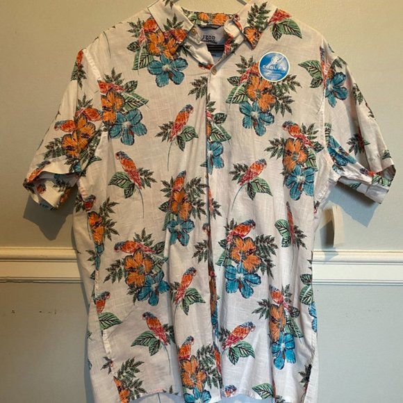 Men’s L Hawaiian Summer Shirt - Picture 1 of 6